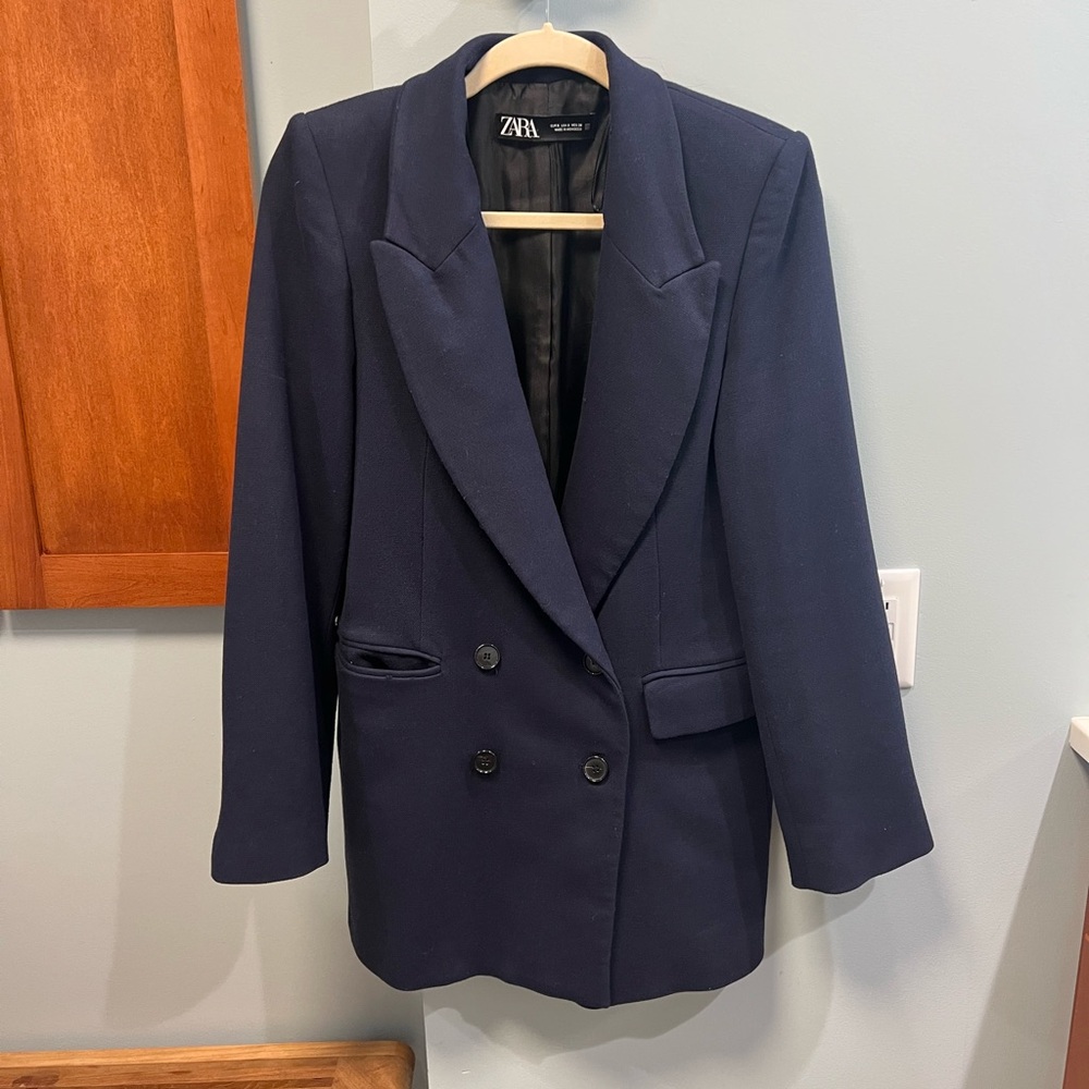 Zara Women's Dark Blue Double-Breasted Blazer - fits like jacket